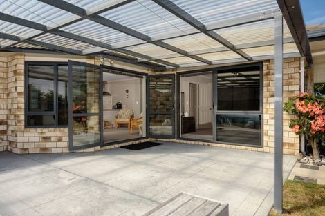 Photo of property in 7 Donelle Place, Te Puke, 3119