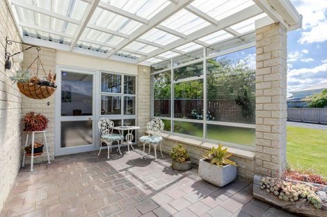 Photo of property in 63 Mcphee Street, Dannevirke, 4930