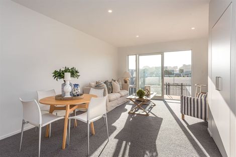 Photo of property in 136 Seaview Road, New Brighton, Christchurch, 8061