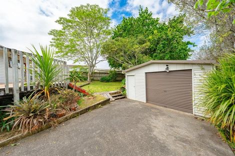 Photo of property in 31 Takapu Street, Henderson, Auckland, 0612
