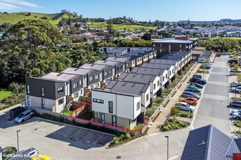 Photo of property in 110 Te Puketoka Lane, Mangere, Auckland, 2022