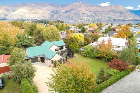 Photo of property in 43 Rata Street, Wanaka, 9305