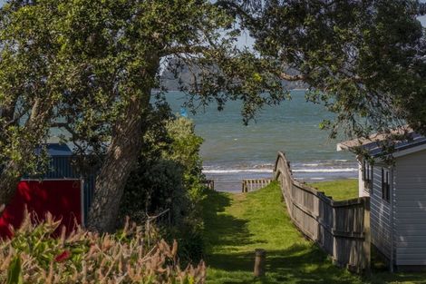 Photo of property in 128 Buffalo Beach Sh25 Road, Whitianga, 3510