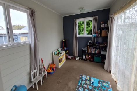 Photo of property in 1/70 Settlement Road, Papakura, 2110