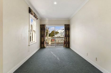 Photo of property in 7 Douglas Street, Mount Cook, Wellington, 6021