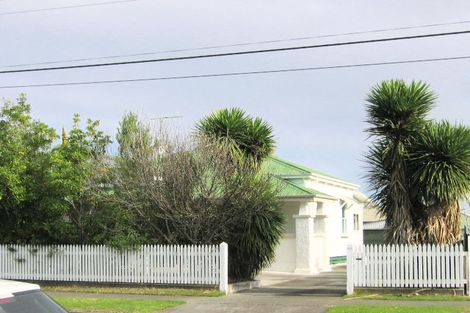 Photo of property in 123 Riverbend Road, Onekawa, Napier, 4110