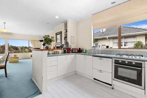 Photo of property in 13 Sealy Road, Torbay, Auckland, 0630