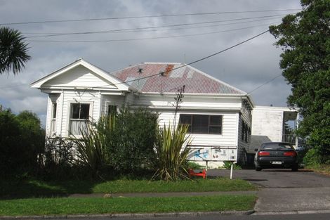 Photo of property in 3/40a West Coast Road, Glen Eden, Auckland, 0602