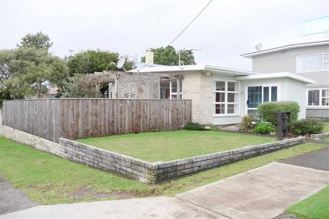Photo of property in 59a Hobson Street, New Plymouth, 4312