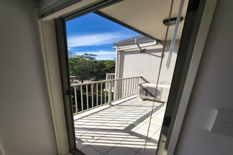 Photo of property in The Haven, 15/120 Beach Haven Road, Beach Haven, Auckland, 0626