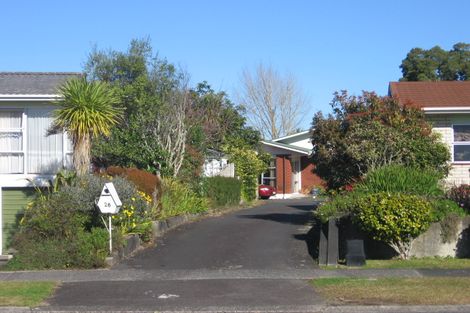 Photo of property in 28 Chedworth Avenue, Chedworth, Hamilton, 3210