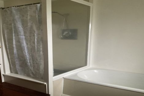 Photo of property in 69 Paynters Avenue, Strandon, New Plymouth, 4312