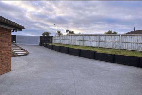 Photo of property in 70 Bay Vista Drive, Red Beach, 0932