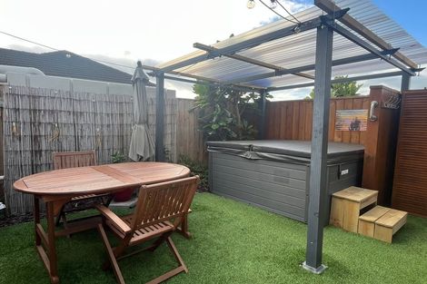 Photo of property in 7/42 Kaikoura Street, Henderson, Auckland, 0612