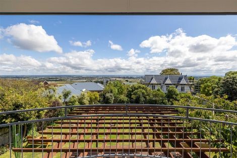 Photo of property in 91 Penruddock Rise, Westmorland, Christchurch, 8025