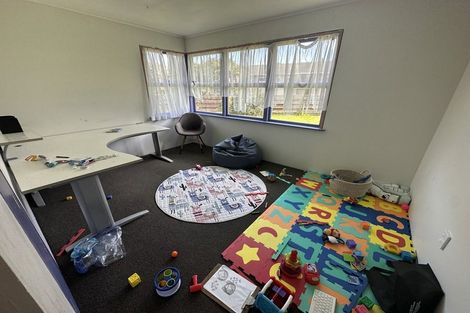 Photo of property in 433 Great South Road, Opaheke, Papakura, 2113