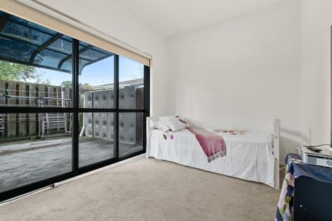 Photo of property in 2f Cadiz Place, Red Hill, Papakura, 2110