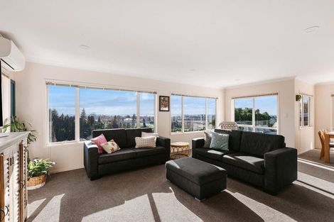 Photo of property in 10a Tollemache Place, Otumoetai, Tauranga, 3110