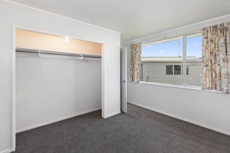 Photo of property in 2 Drake Street, Levin, 5510