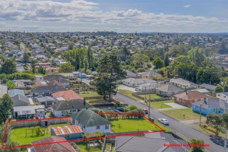 Photo of property in 72 Kelman Road, Kelston, Auckland, 0602