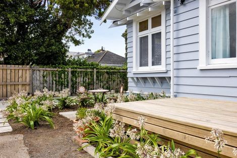 Photo of property in 195 South Road, Hawera, 4610