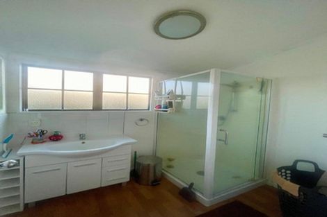 Photo of property in 2 Exler Place, Avondale, Auckland, 0600