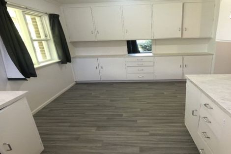 Photo of property in 1/68 Titirangi Road, New Lynn, Auckland, 0600