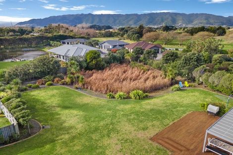 Photo of property in 32 Titoki Road, Waikanae Beach, Waikanae, 5036