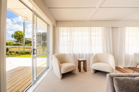 Photo of property in 1 Galt Street, Hawera, 4610