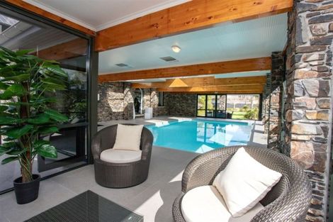 Photo of property in 127 Regent's Park Drive, Casebrook, Christchurch, 8051