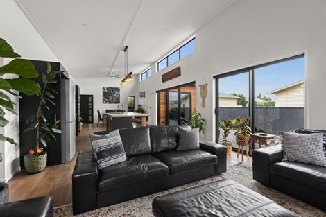 Photo of property in 615 Buller Street, Akina, Hastings, 4122