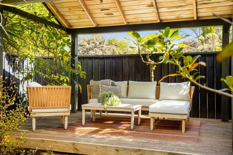 Photo of property in 27 Zanders Road, Helensville, Waimauku, 0882