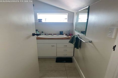 Photo of property in 7 Otahuri Crescent, Greenlane, Auckland, 1051