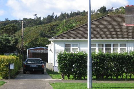 Photo of property in 1350 High Street, Taita, Lower Hutt, 5011