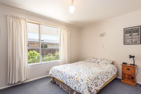 Photo of property in 43 Strathfield Avenue, Dallington, Christchurch, 8061