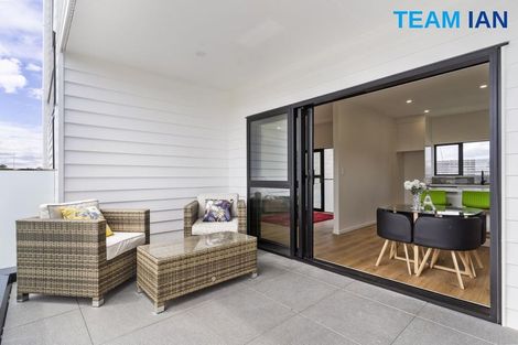 Photo of property in 1/68 Smythe Road, Henderson, Auckland, 0612
