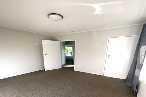 Photo of property in 1/53 Seaview Road, Castor Bay, Auckland, 0620