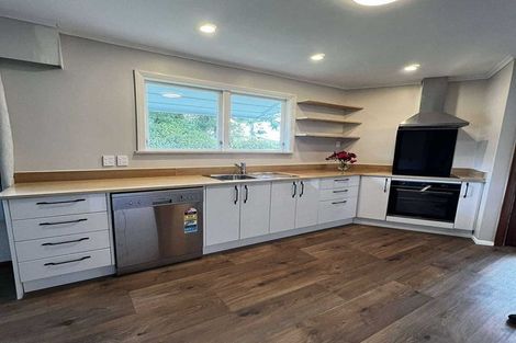 Photo of property in 13 Mclellan Street, Tawa, Wellington, 5028