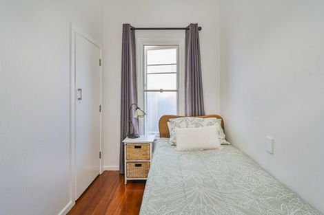 Photo of property in 812 Lawrence Street, Akina, Hastings, 4122