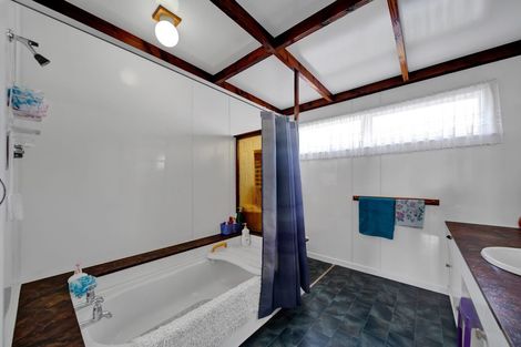 Photo of property in 56 Vogel Street, Hawera, 4610