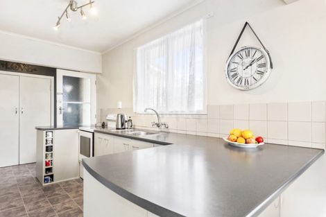 Photo of property in 15 Sunrise Avenue, Owhata, Rotorua, 3010