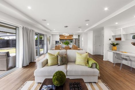 Photo of property in 16 Warhorse Gate, Halswell, Christchurch, 8025