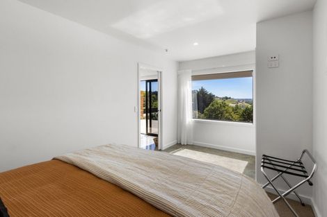 Photo of property in 3 Te Roera Drive, Taradale, Napier, 4112