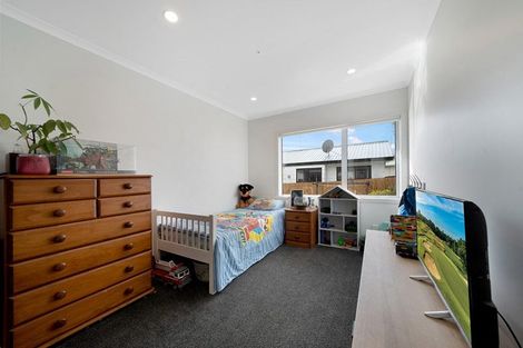 Photo of property in 14d Kirrie Avenue, Te Atatu South, Auckland, 0610