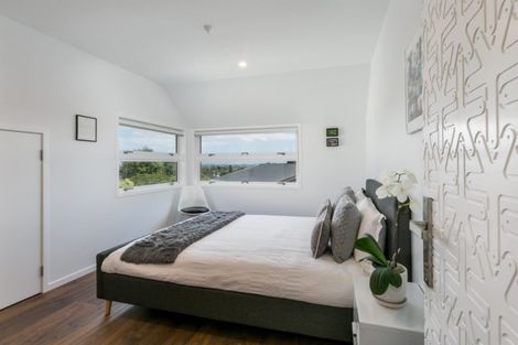 Photo of property in 36a Busby Hill, Havelock North, 4130