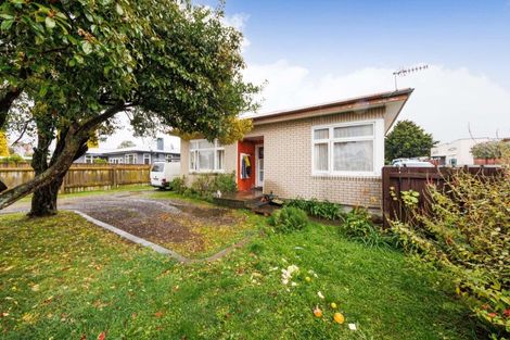 Photo of property in 31 Knowles Street, Terrace End, Palmerston North, 4410