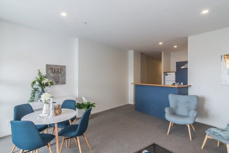 Photo of property in Stadium Garden Flats, 308/107 Thorndon Quay, Pipitea, Wellington, 6011