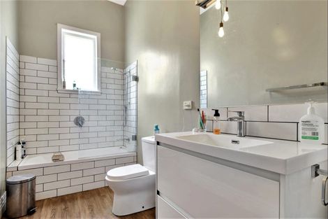 Photo of property in 226 Mangahao Road, Shannon, Palmerston North, 4474