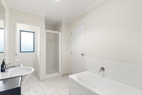Photo of property in 18 Navan Place, Dannemora, Auckland, 2016