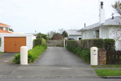 Photo of property in 252a Mangorei Road, Merrilands, New Plymouth, 4312